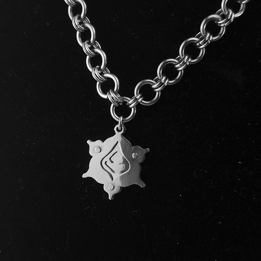 TriOgee Chainmaille Necklace