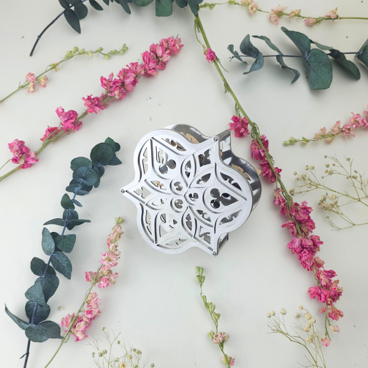 TreStella | Trehso Flower Frame