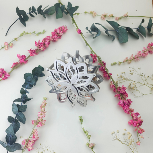 Florachette | Trehso Flower Frame