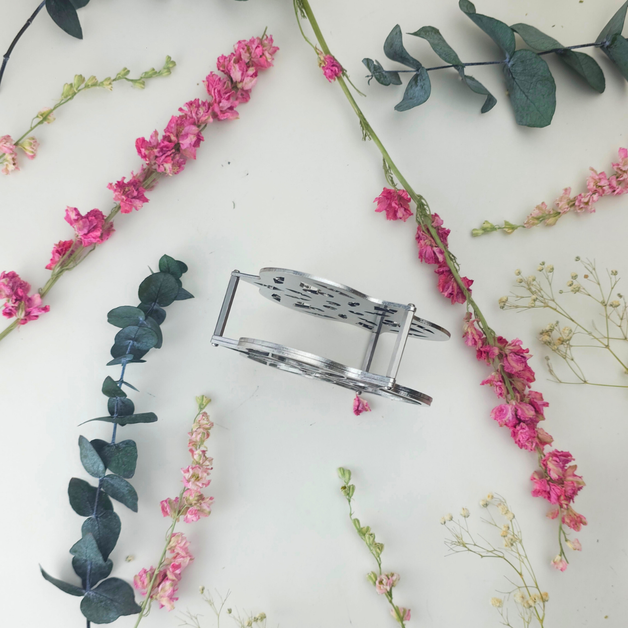 TreStella | Trehso Flower Frame